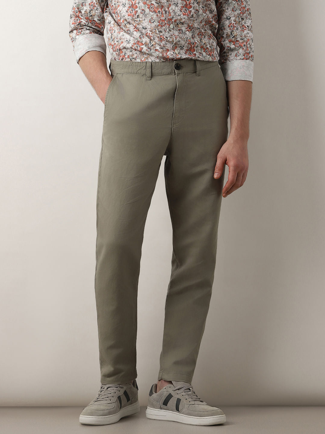 Green Mid Rise Slim Fit Pants