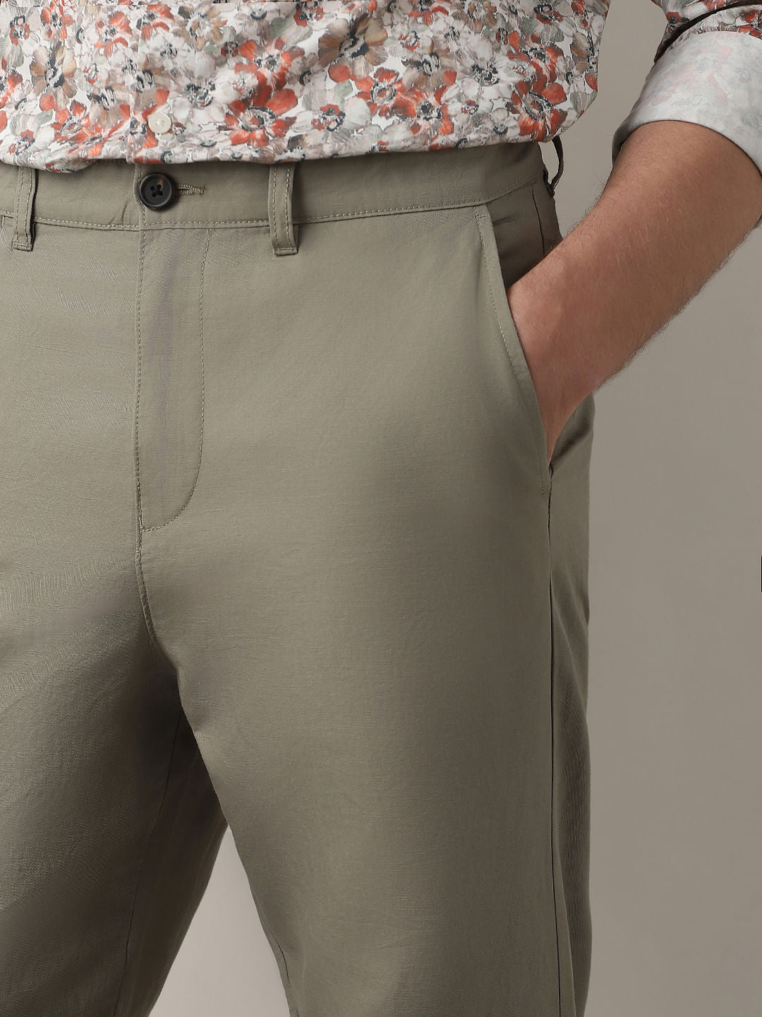 Green Mid Rise Slim Fit Pants