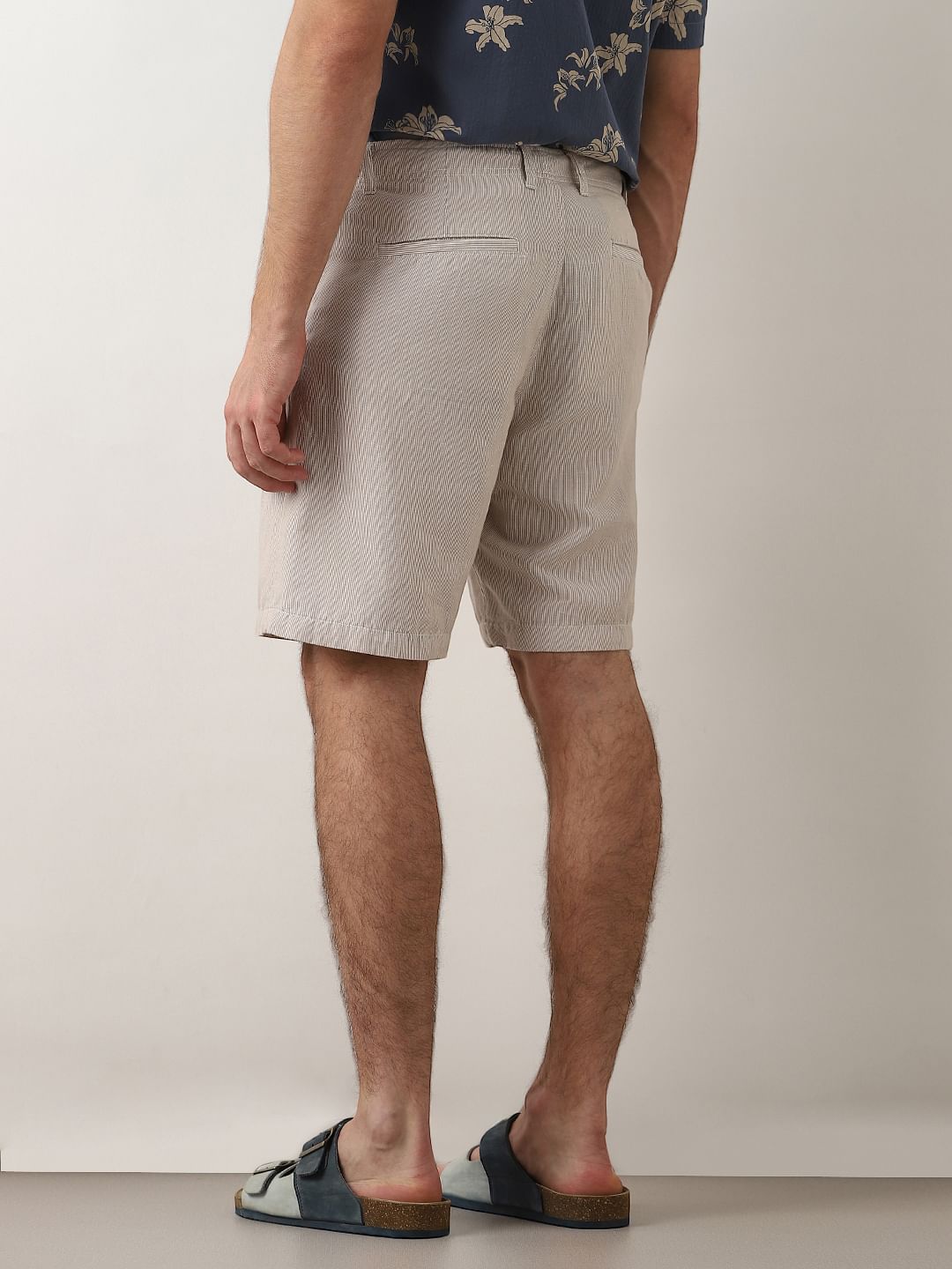 Beige Mi Rise Linen Shorts