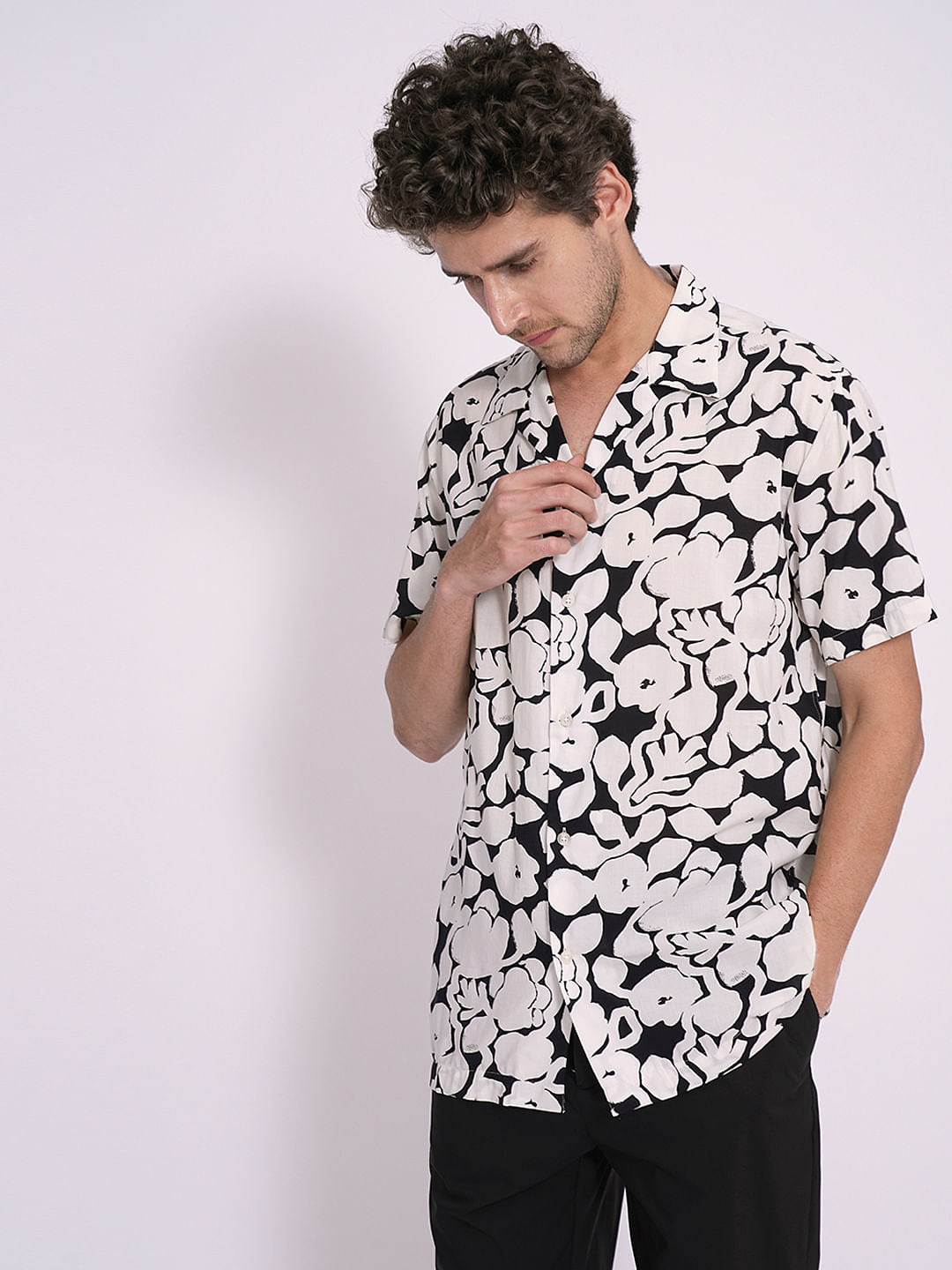 Black Printed Short Sleeves Shirt