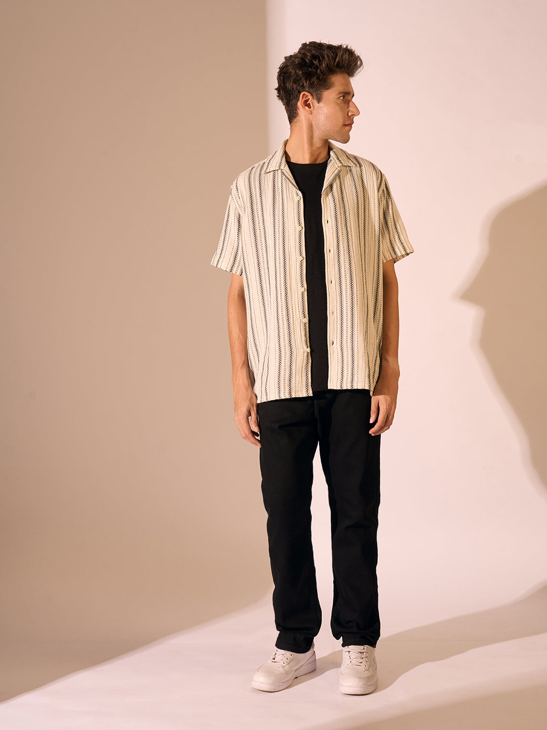 Mid Rise Straight Fit Jeans - Black