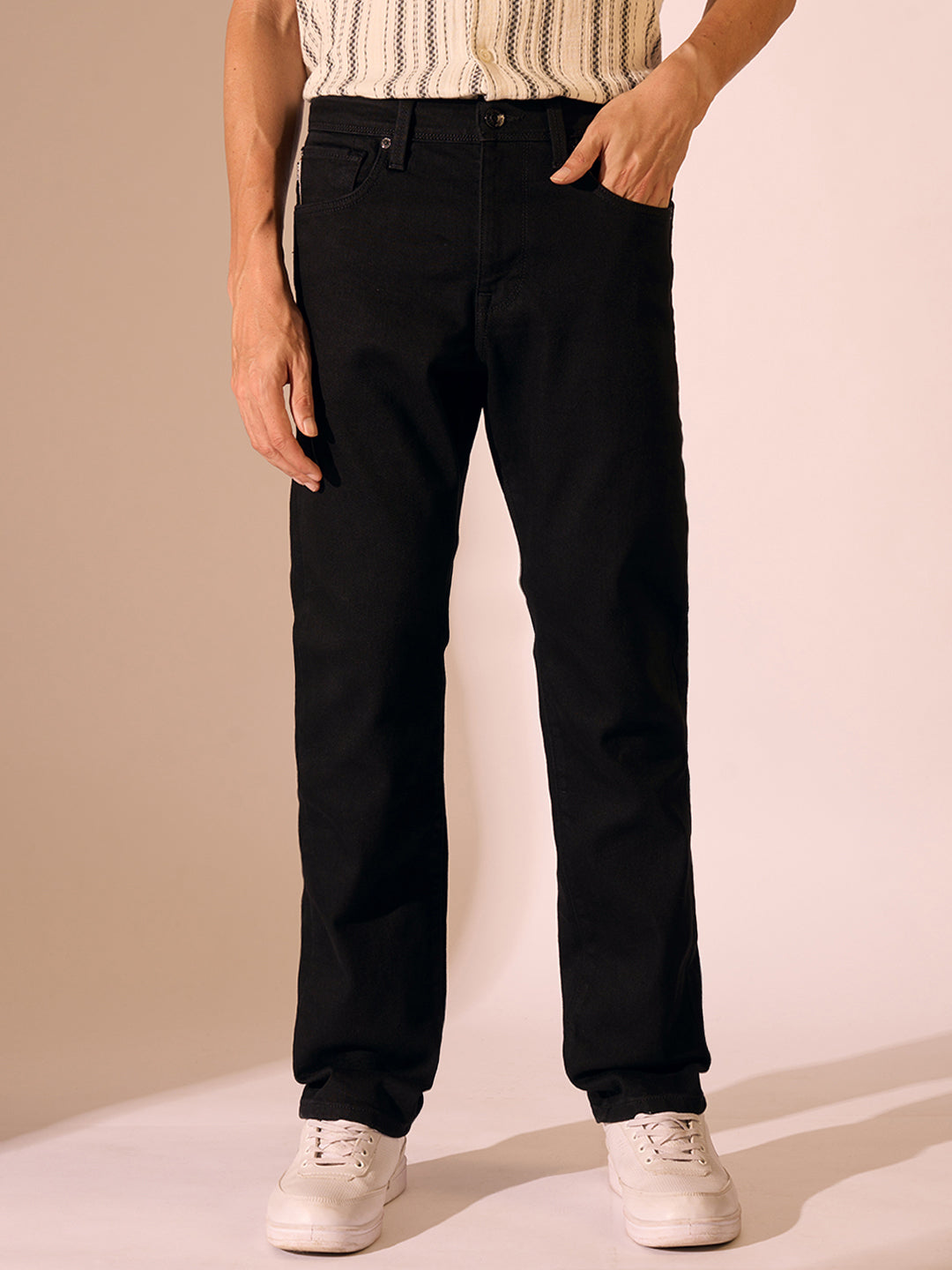 Mid Rise Straight Fit Jeans Black