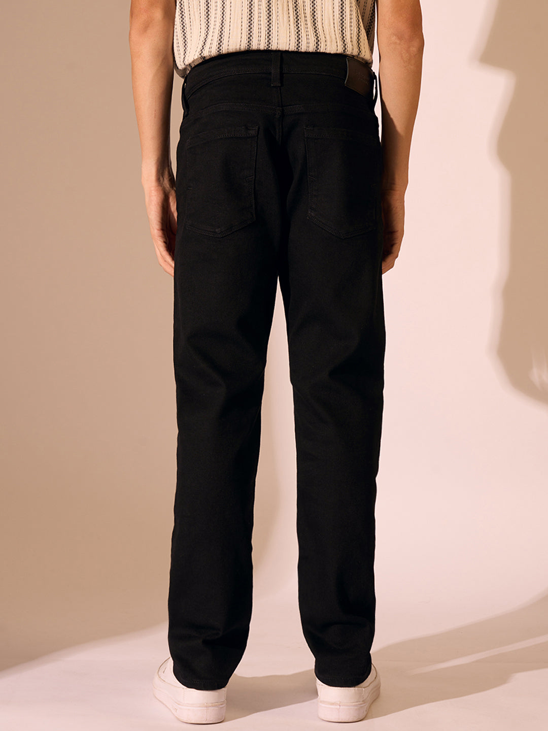 Mid Rise Straight Fit Jeans - Black