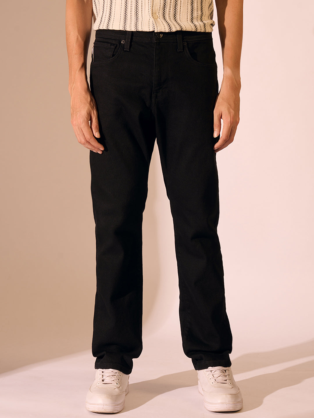Mid Rise Straight Fit Jeans - Black