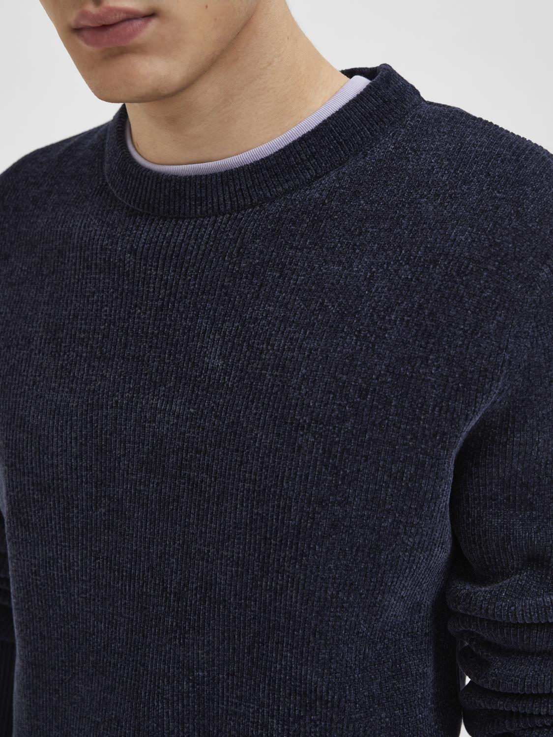 Crew Neck Knitted Pullover - Blue