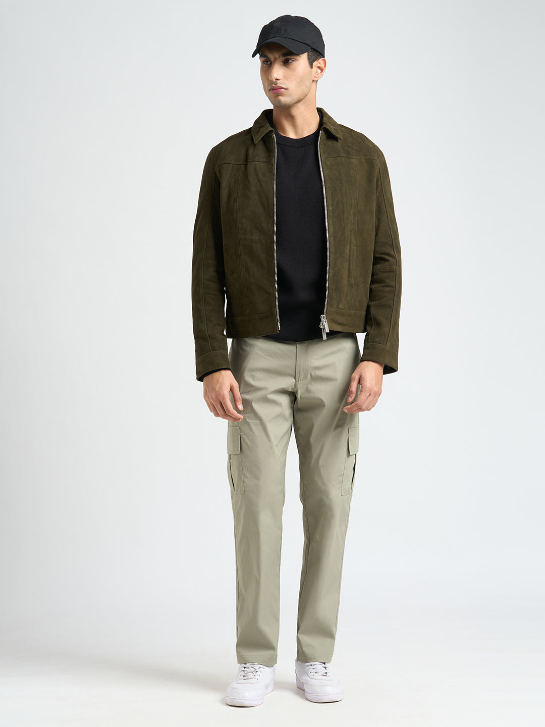 Solid Knitted Pullover - Black