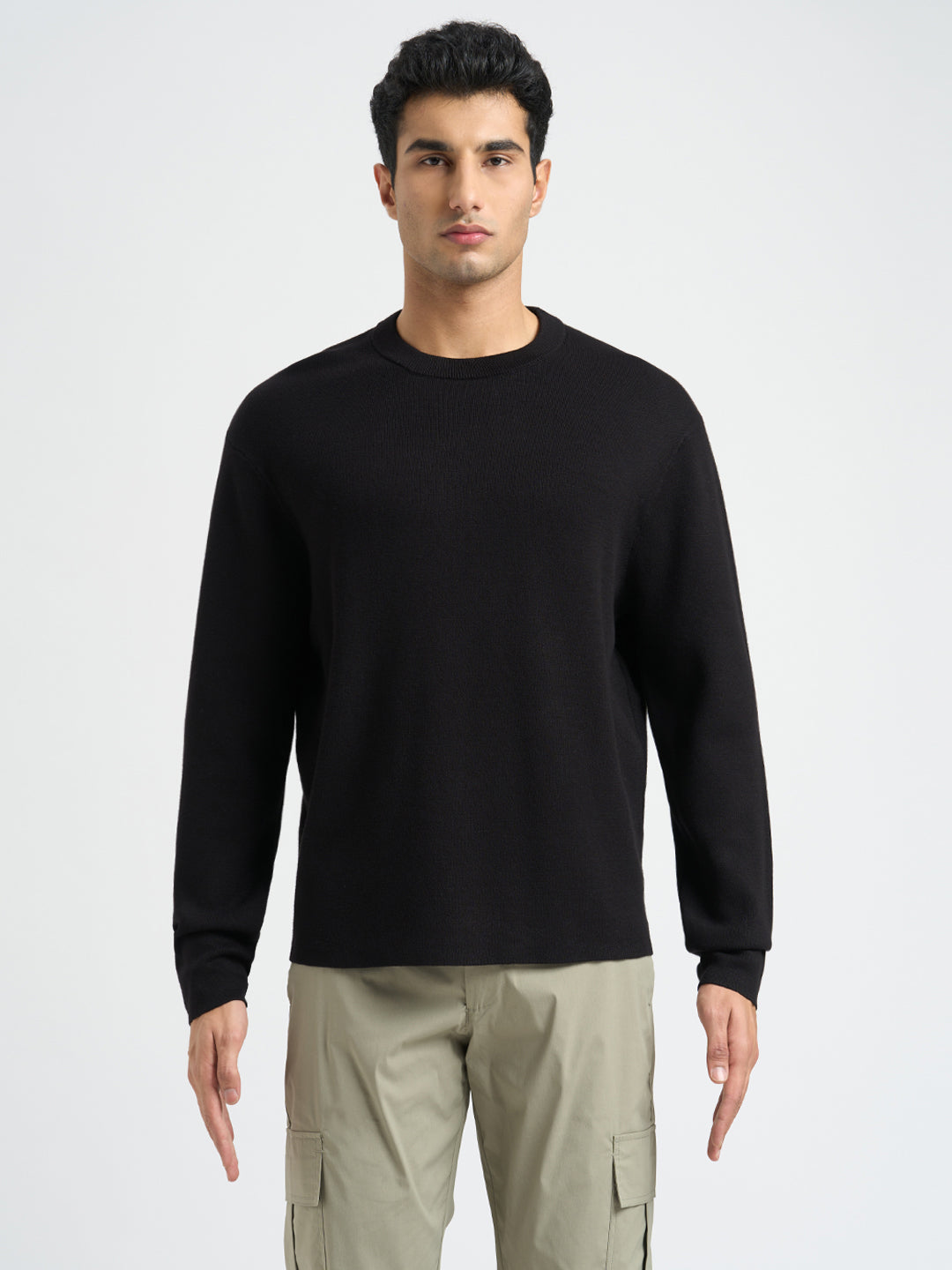 Solid Knitted Pullover - Black