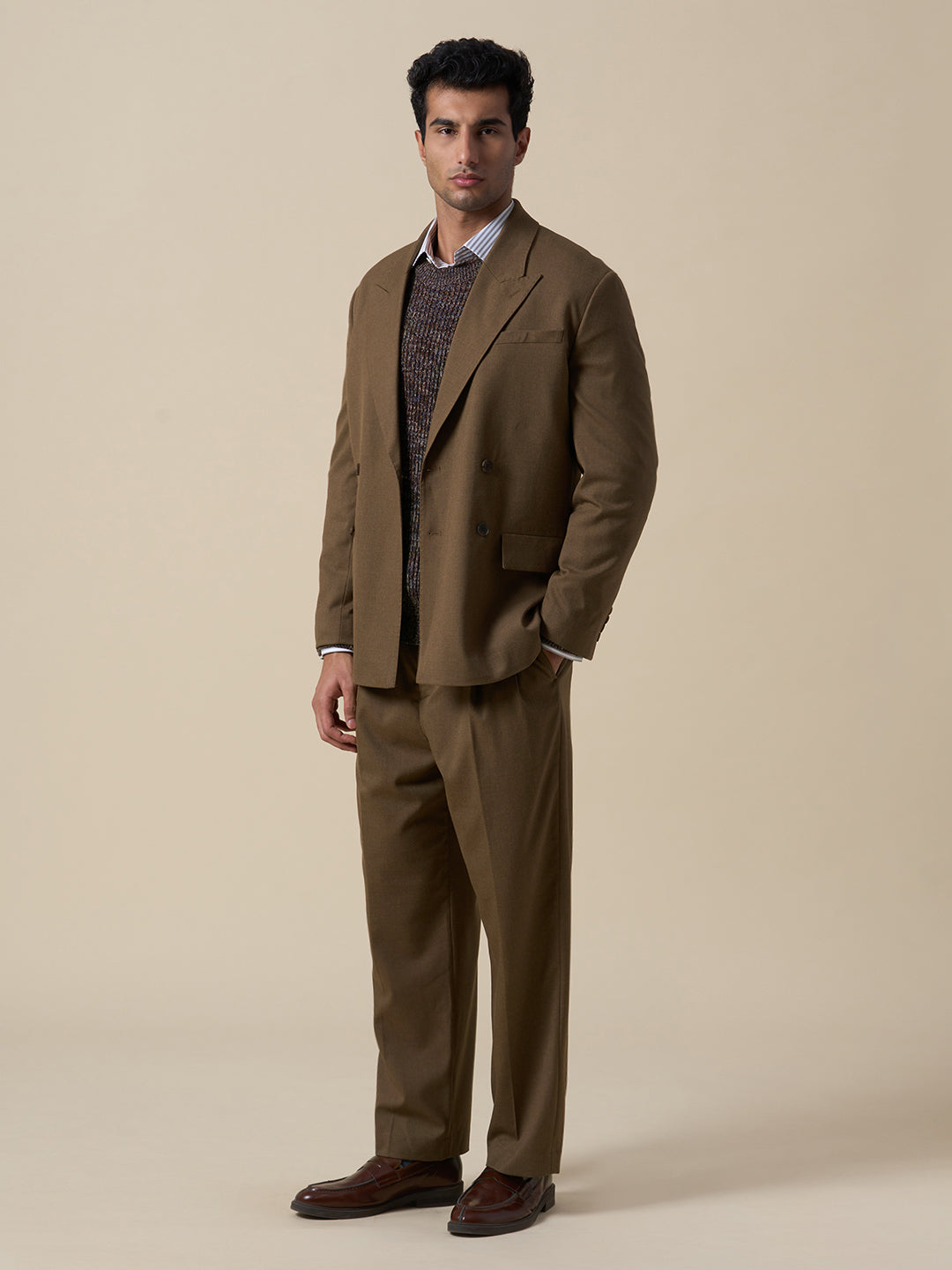 Relaxed Fit Pleated Tailored Trousers