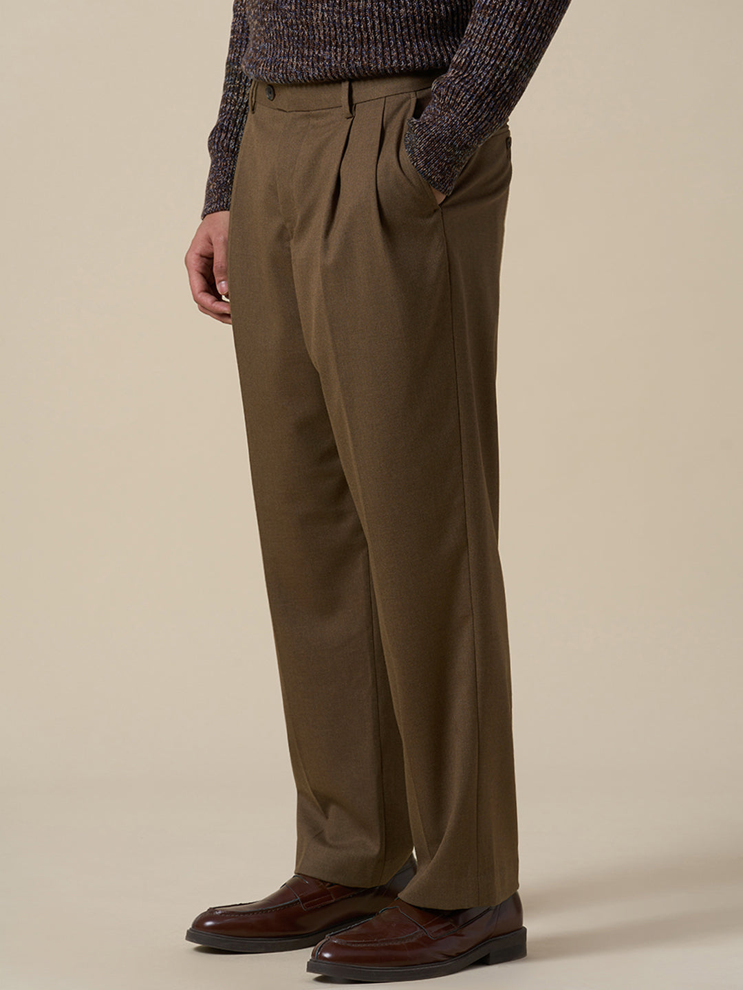 Relaxed Fit Pleated Tailored Trousers