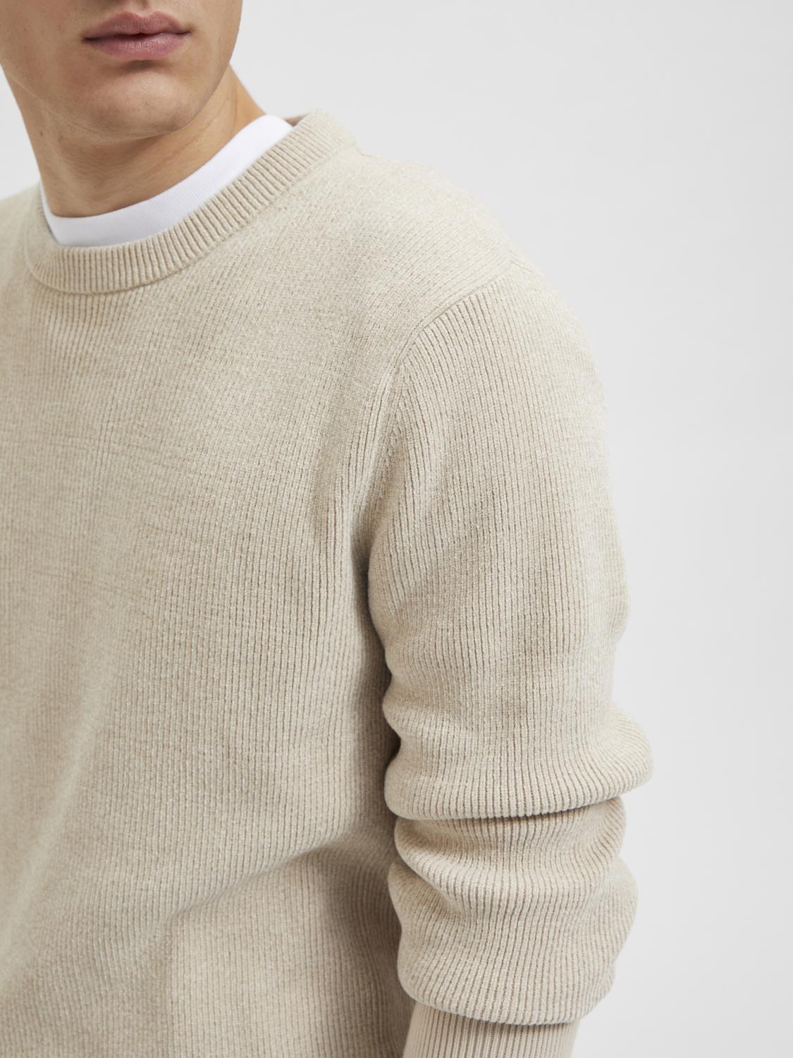 Knitted Crew Neck Pullover