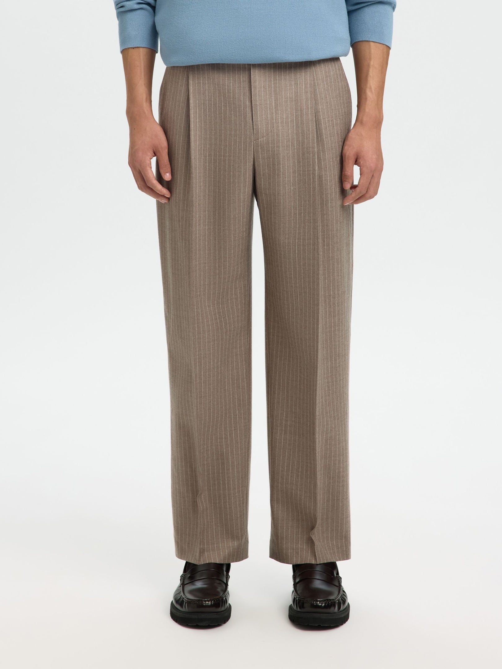 Loose Fit Otto Striped Pleat Pant