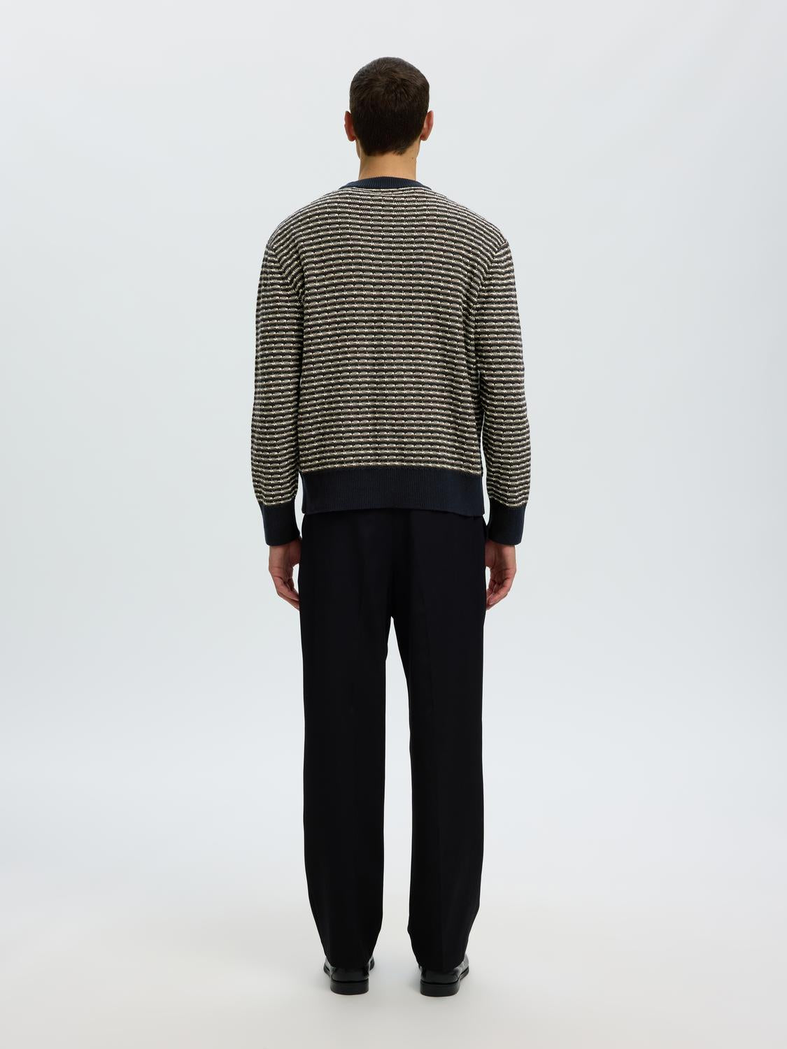 Printed Crew Neck Pullover