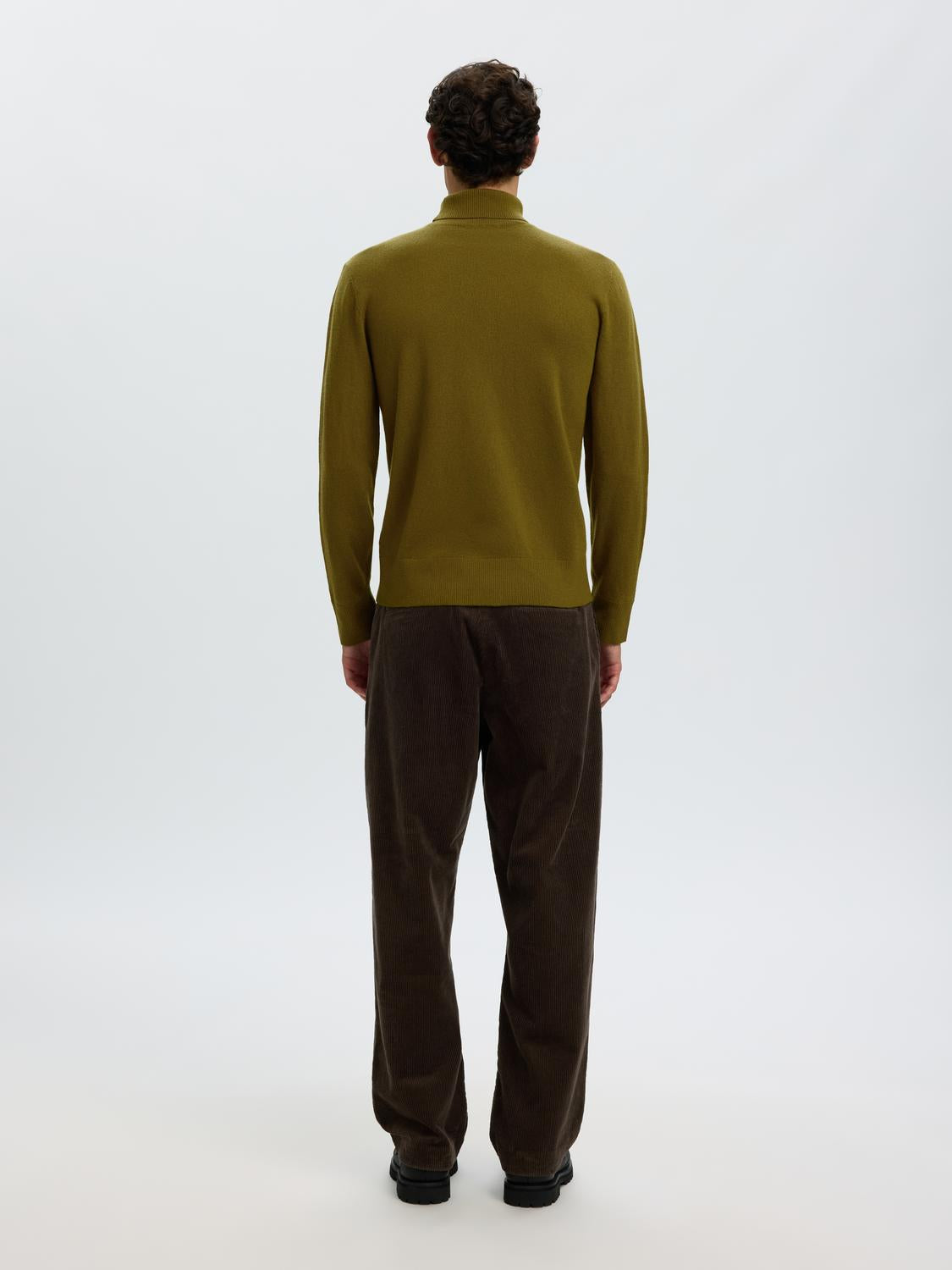 Merino Wool Roll Neck Pullover