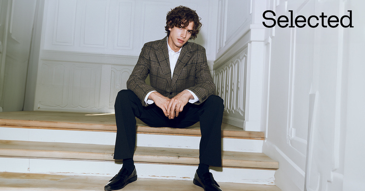 The Art Of Pairing: Blazer Colour Combinations That Wow