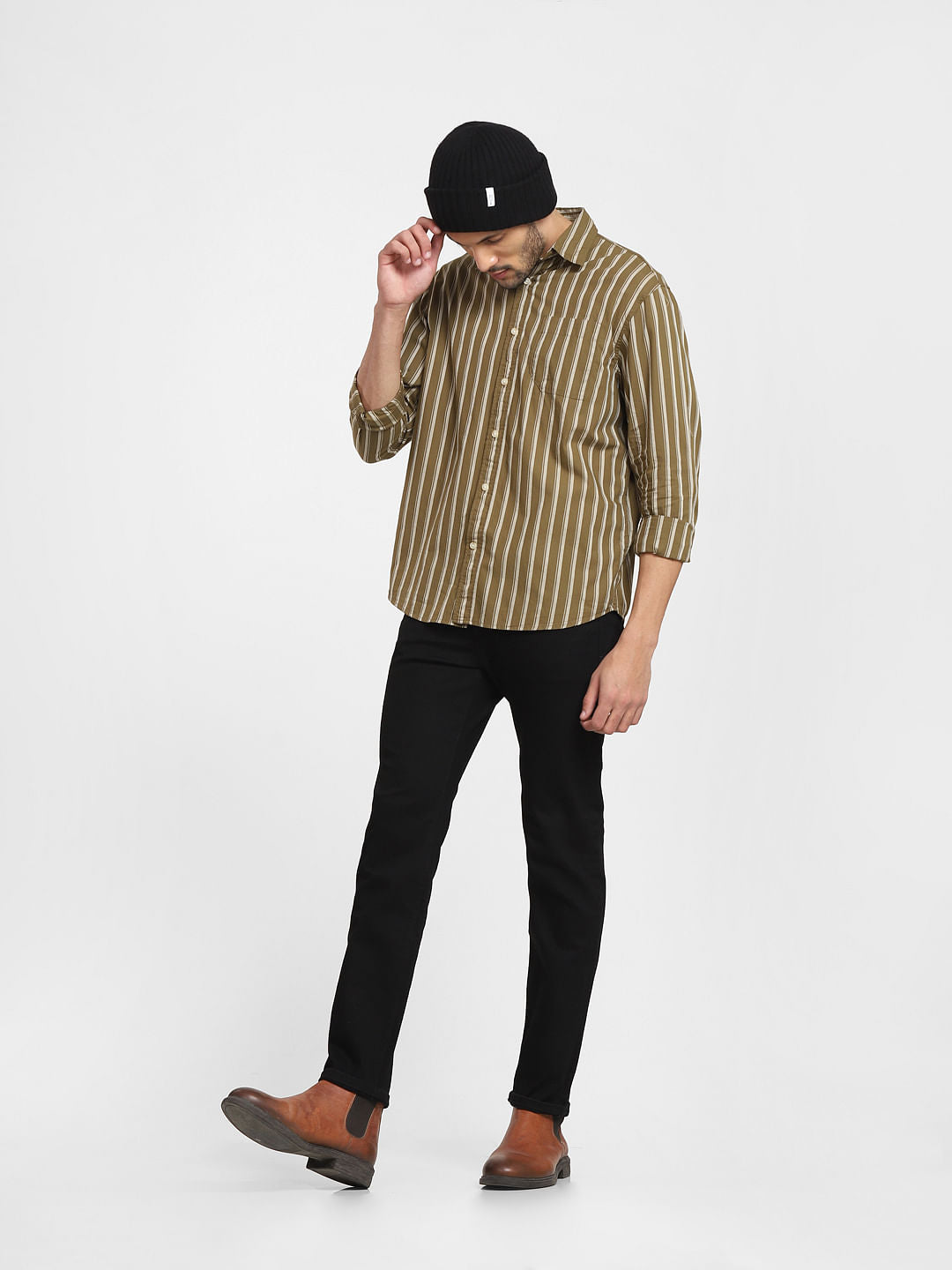 Black Mid Rise Scott Straight Fit