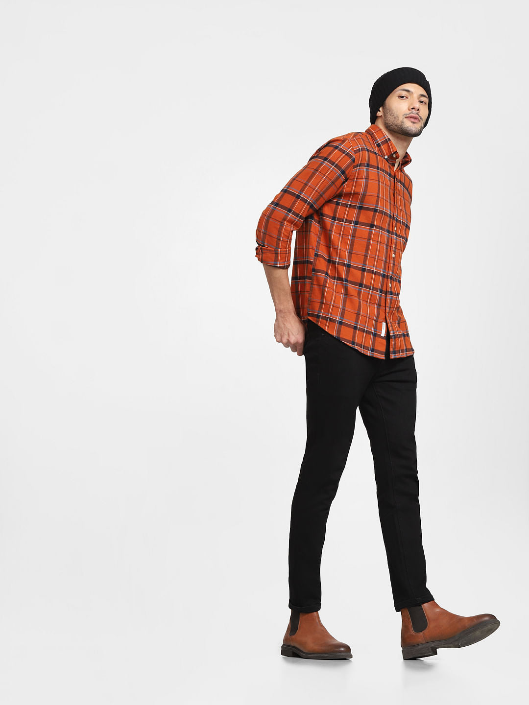 Black Mid Rise Leon Slim Fit Jeans