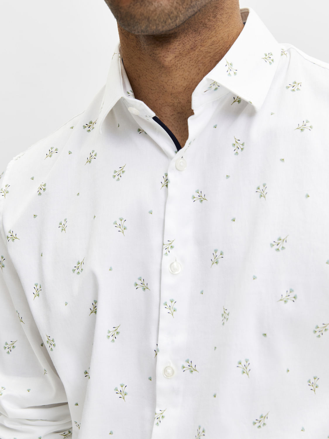 White Floral Full Sleevess Shirt