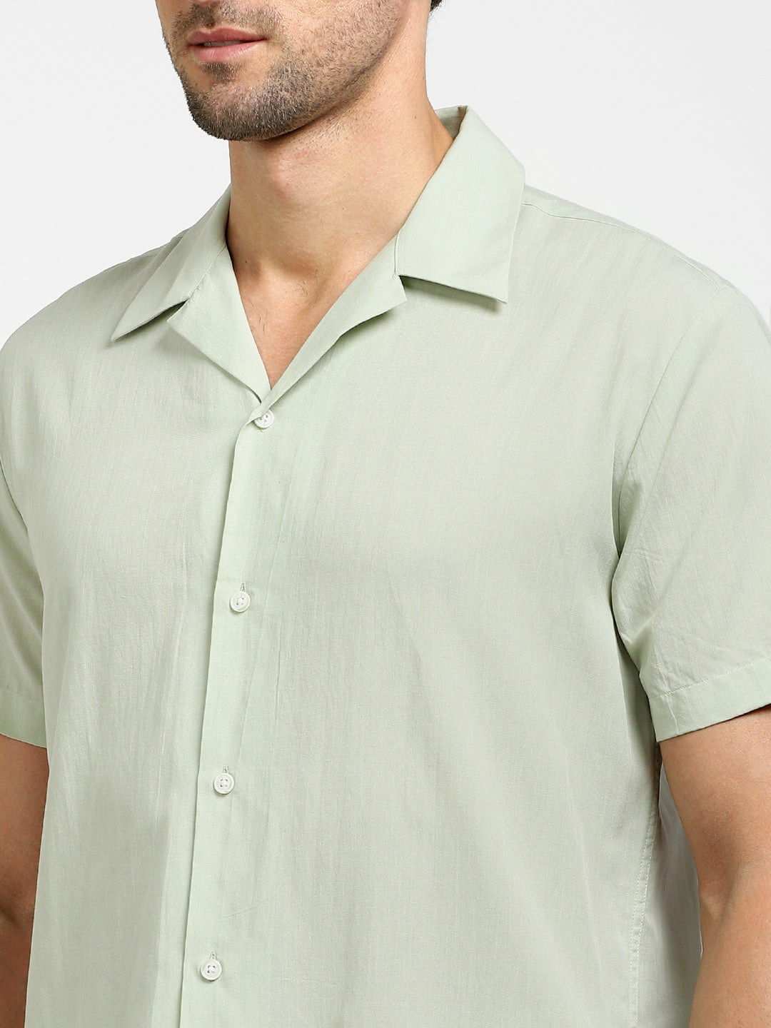 Light Green Cuban Collar Short Sleeves Shirt