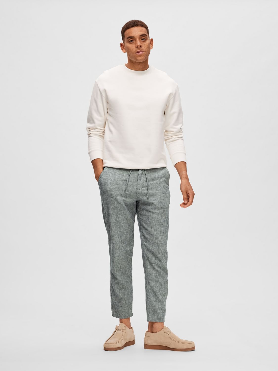 Blue Mid Rise Linen Pants