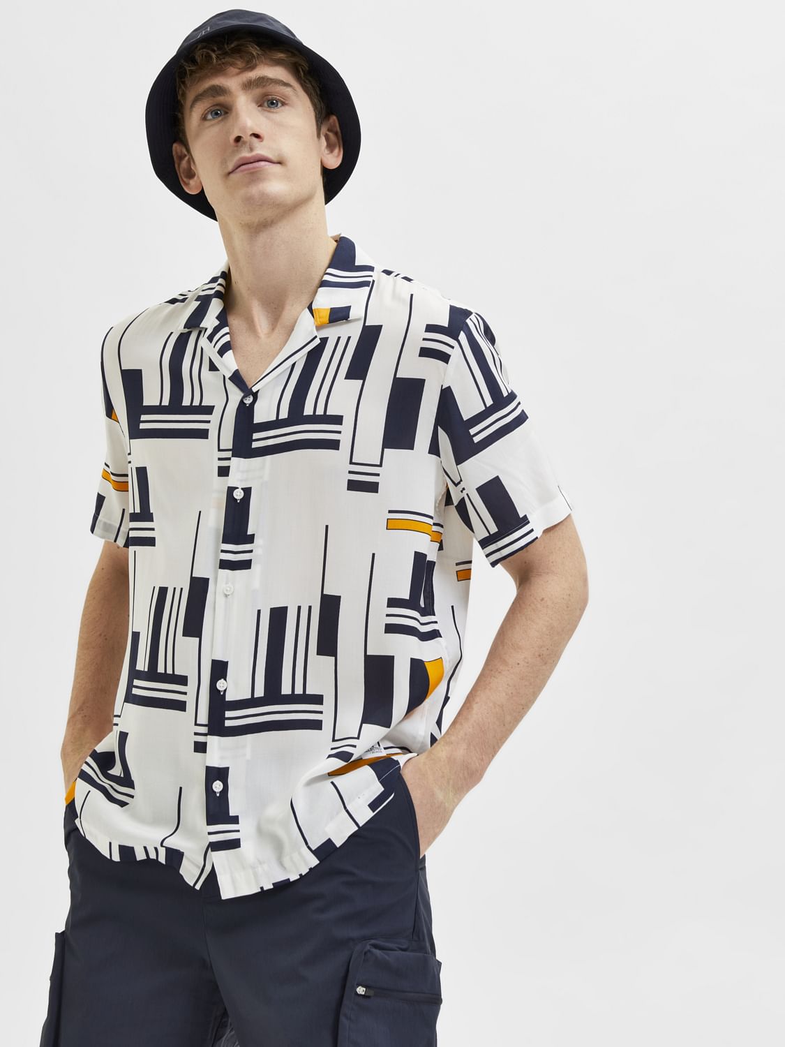 White Printed Cuban Collar Short Sleeves Shirt