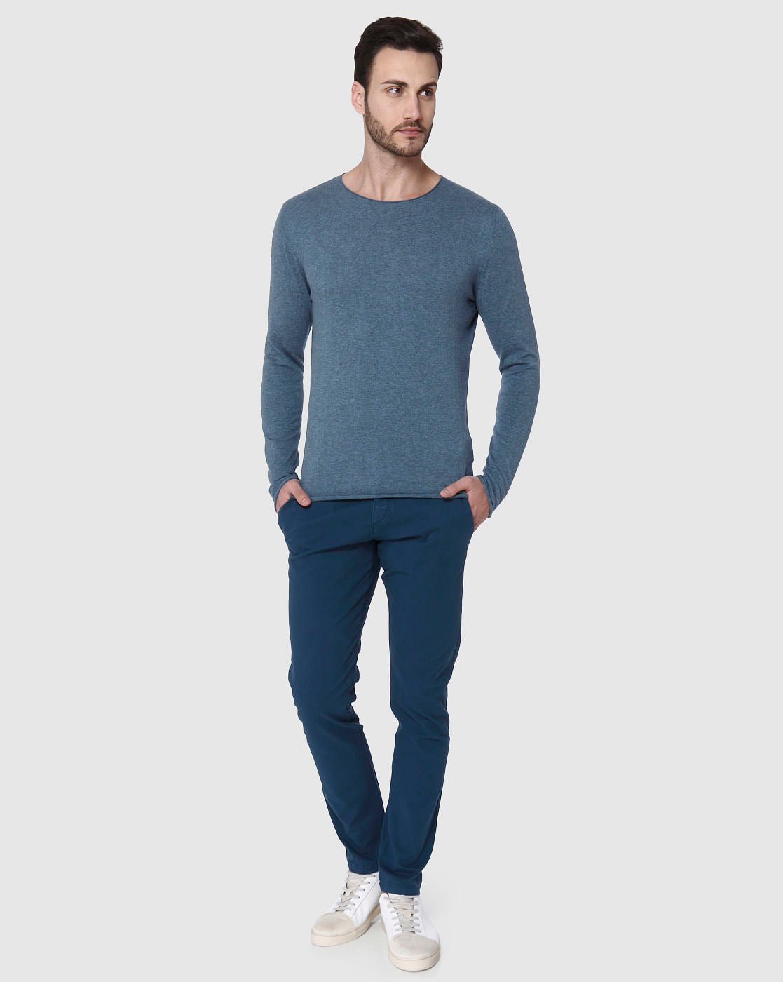 Blue Pullover