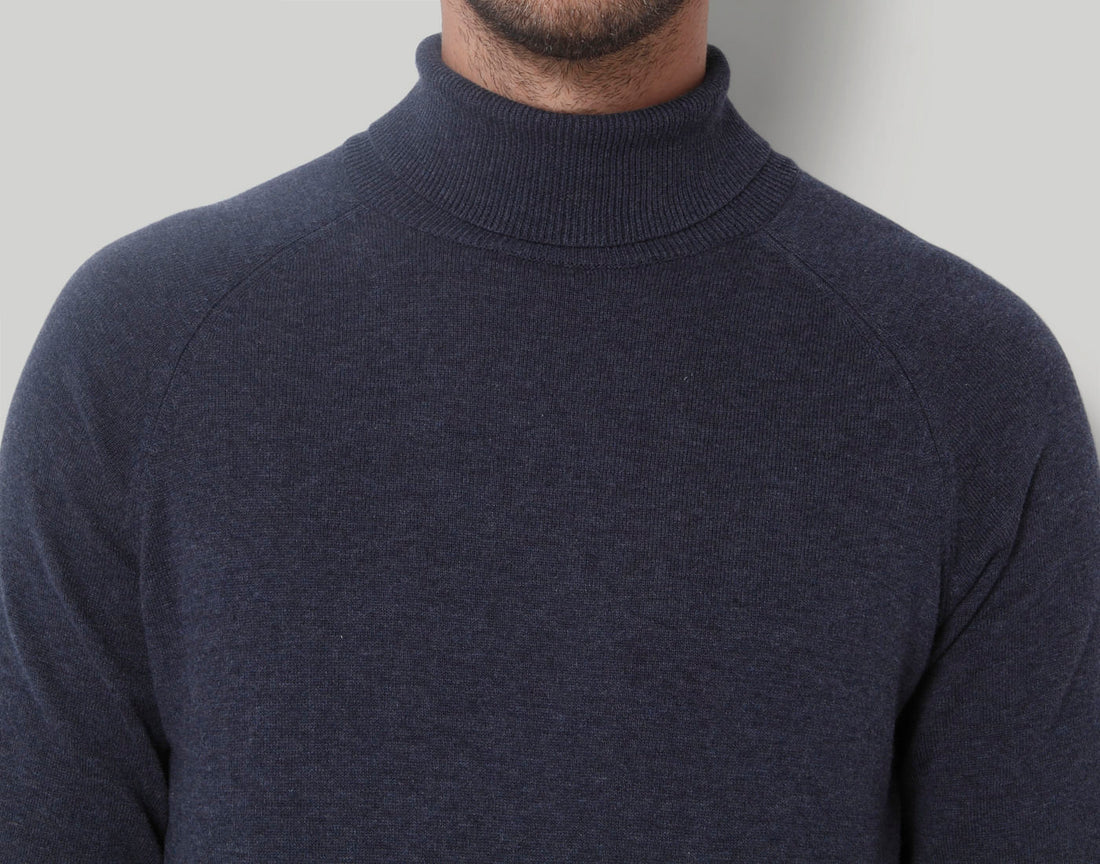 Blue Pullover