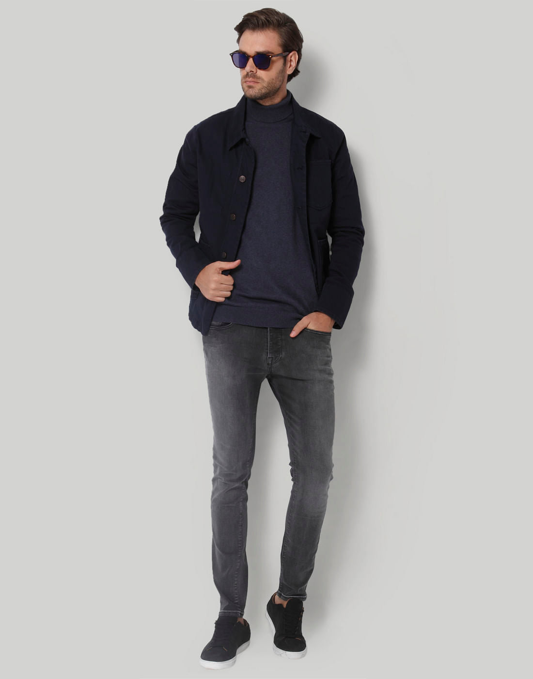 Blue Pullover