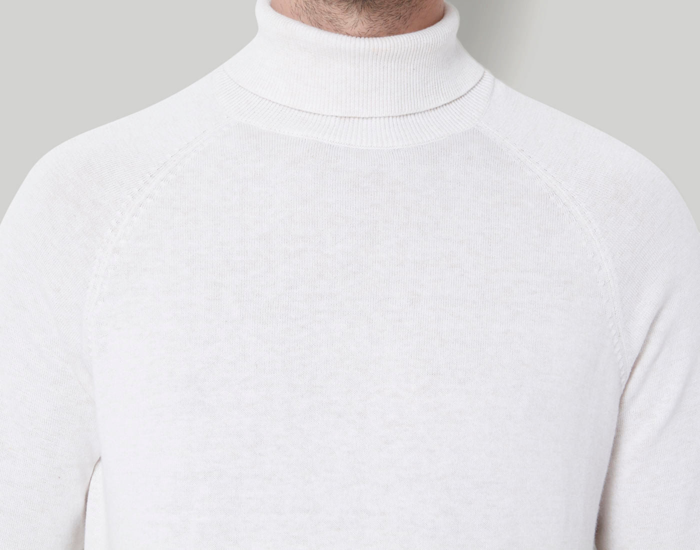White Pullover