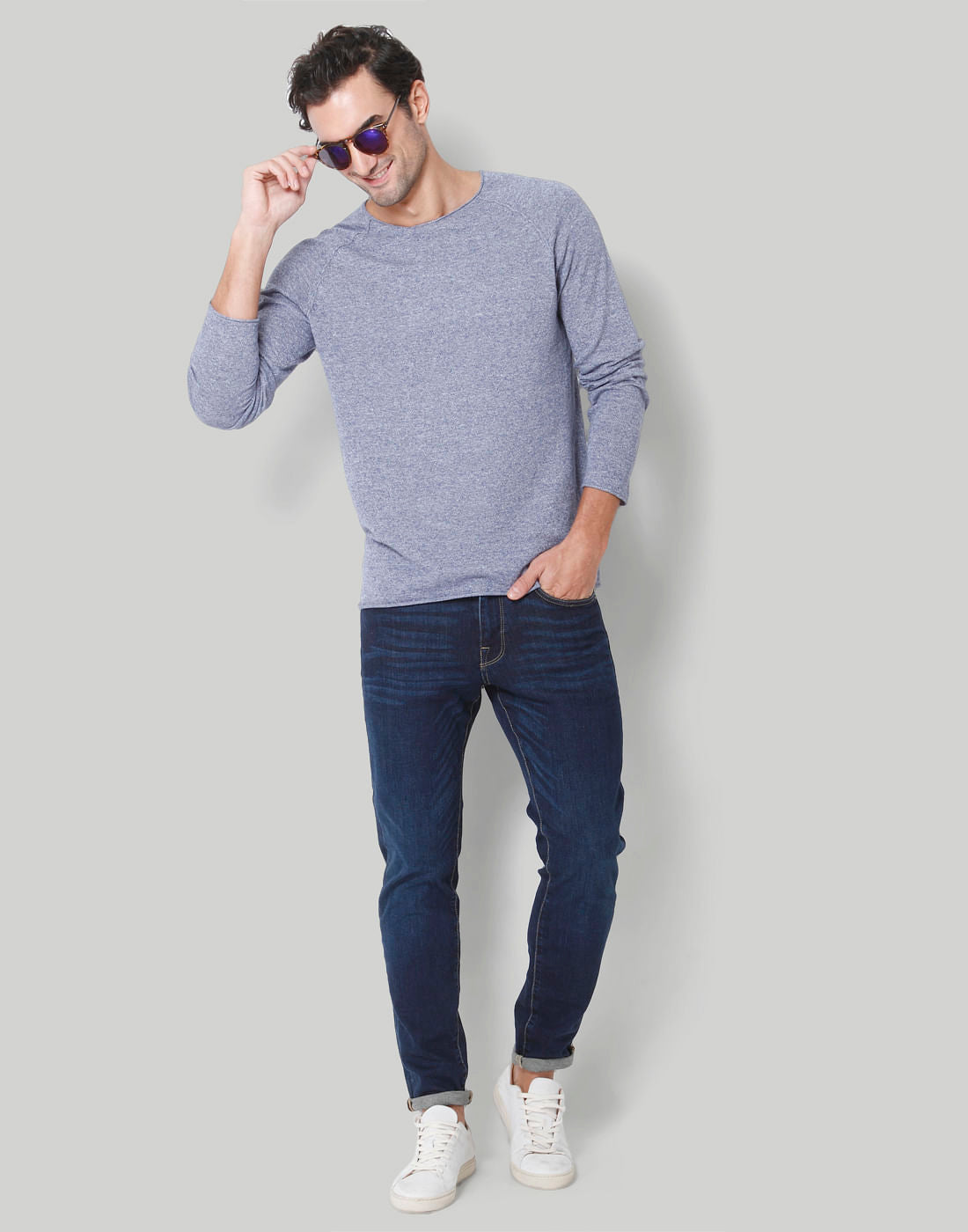 Blue Pullover