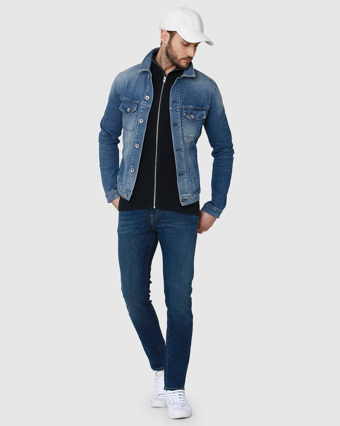 Blue Pullover