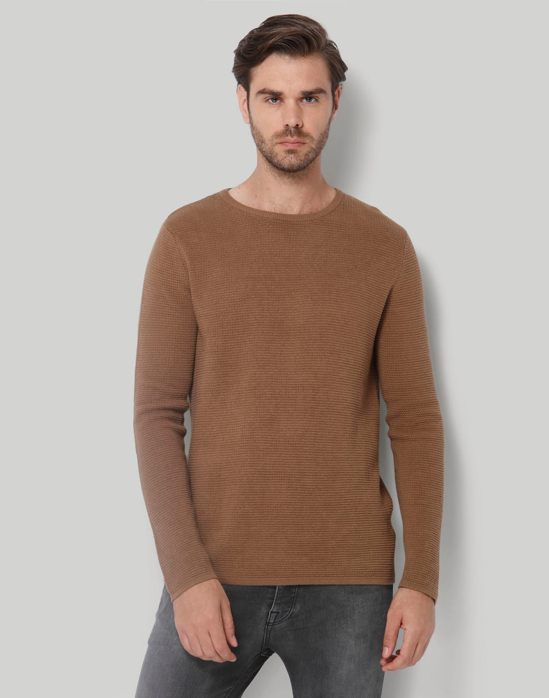 Brown Pullover