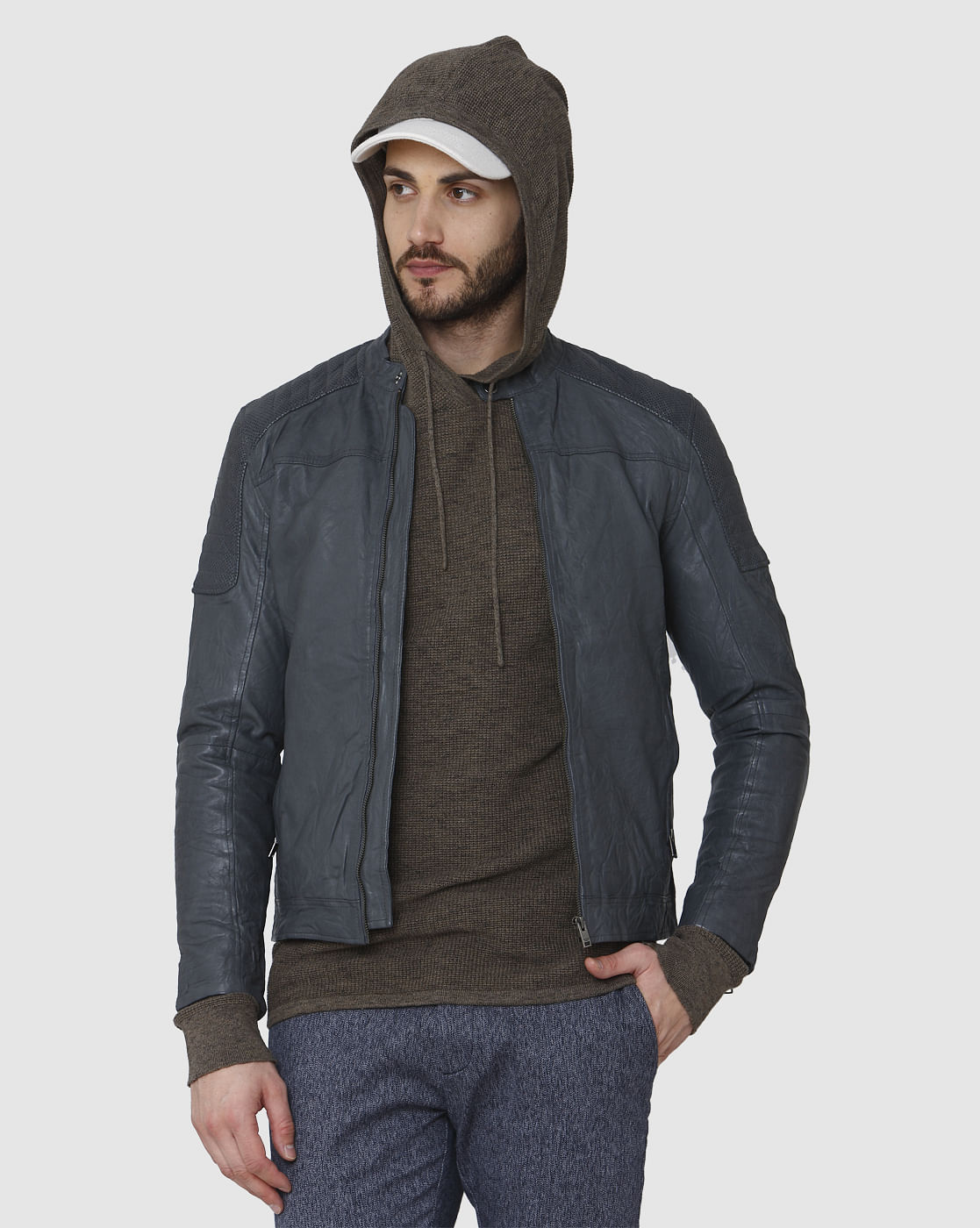 Brown Pullover