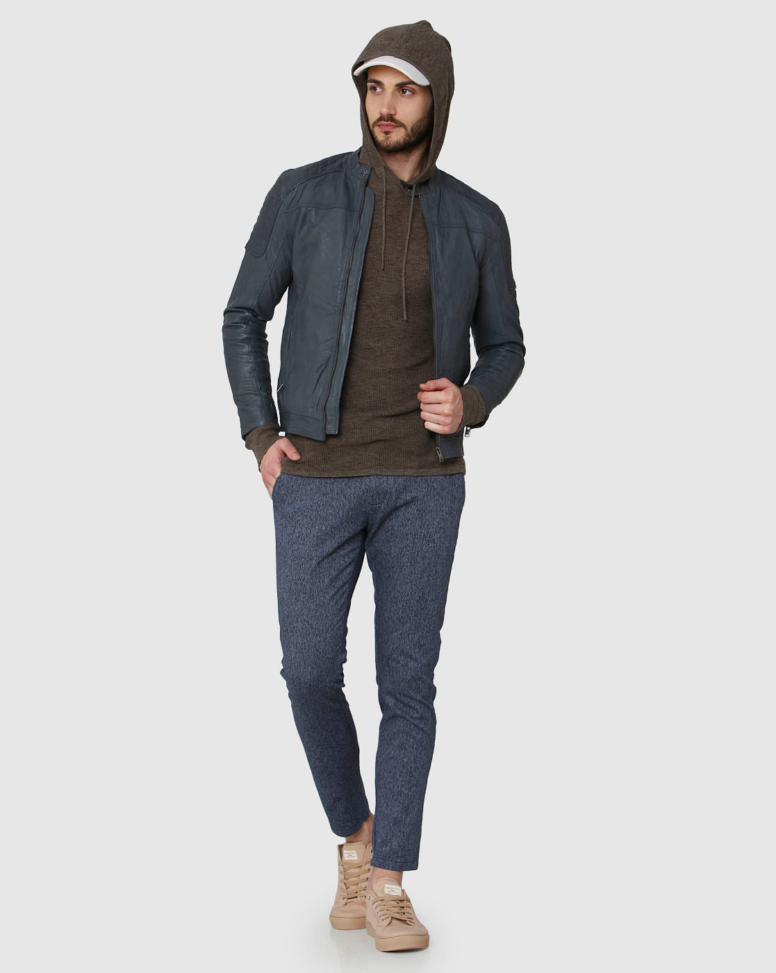 Brown Pullover