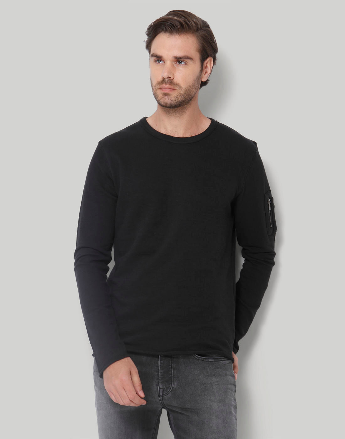 Black Pullover