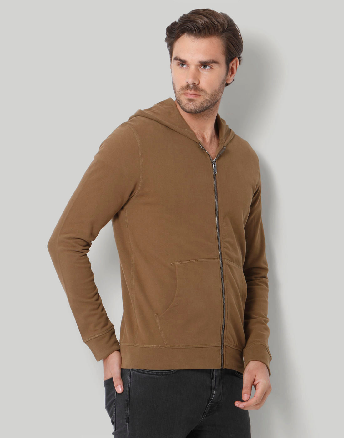 Brown Pullover