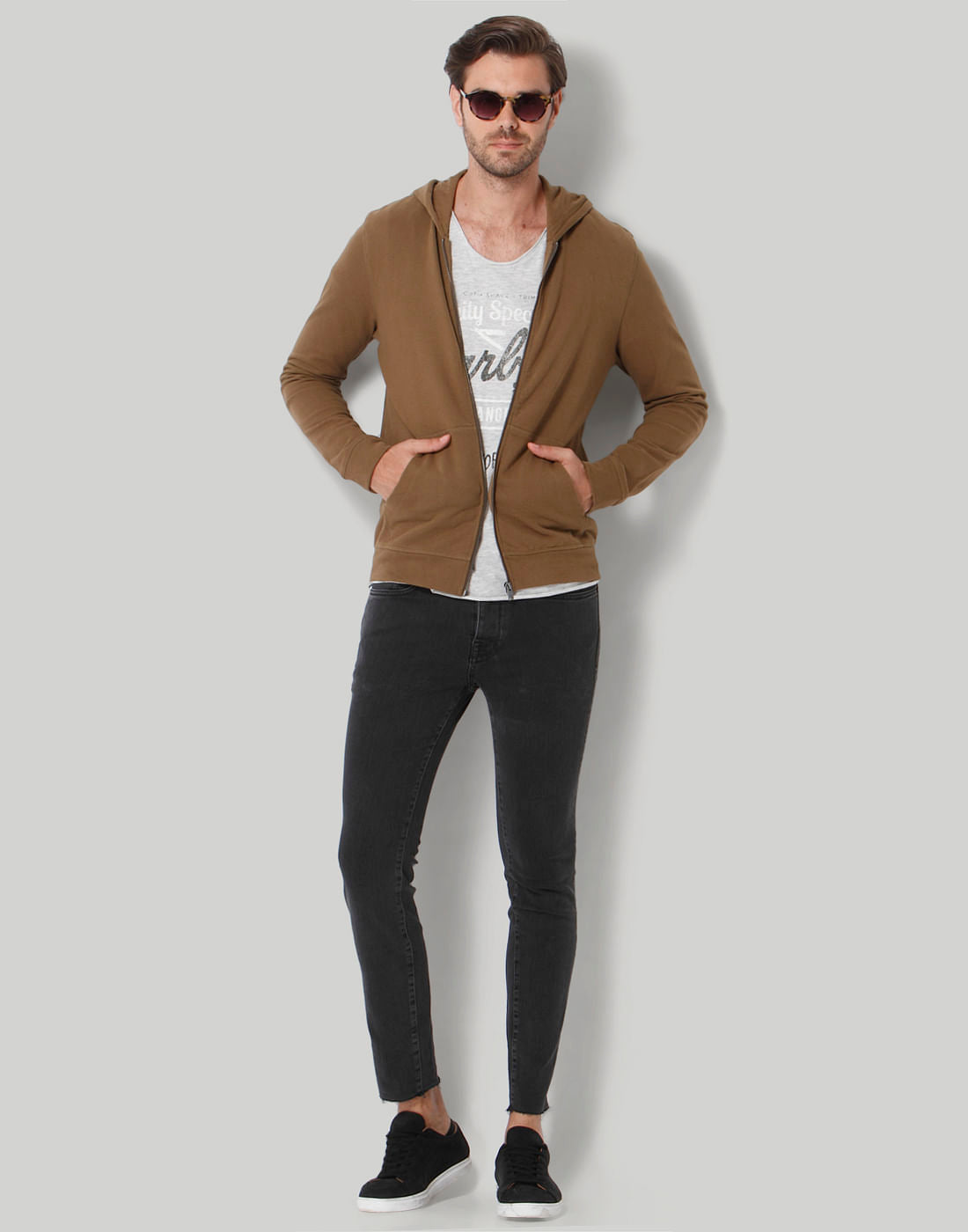 Brown Pullover