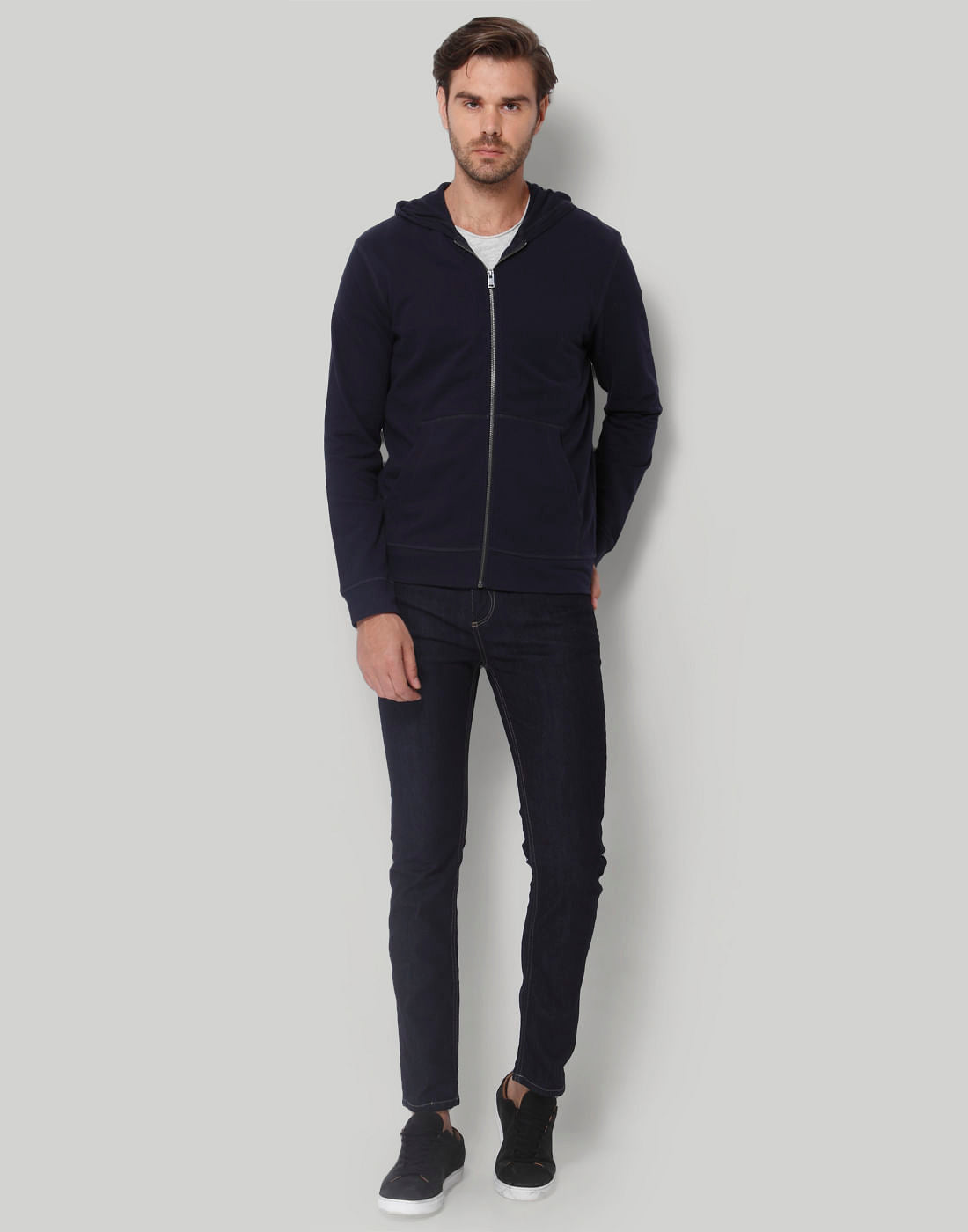 Blue Pullover