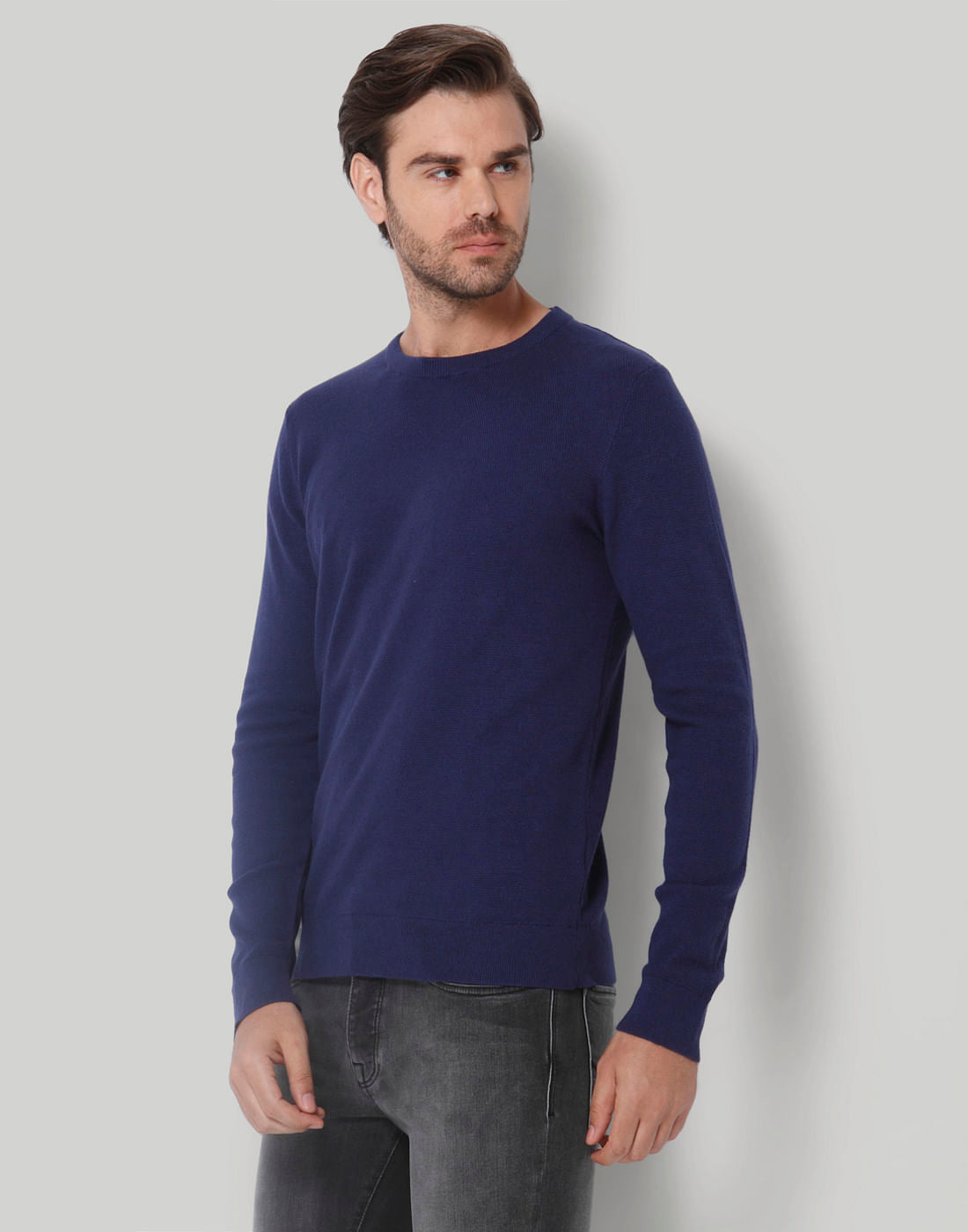 Blue Pullover