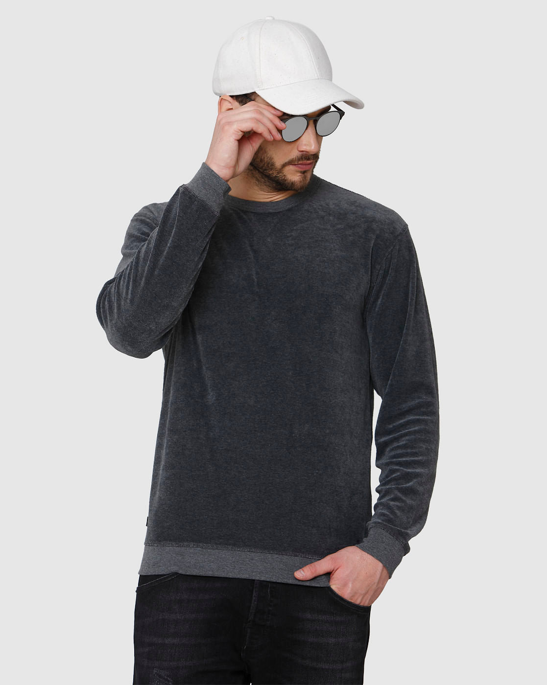 Grey Pullover