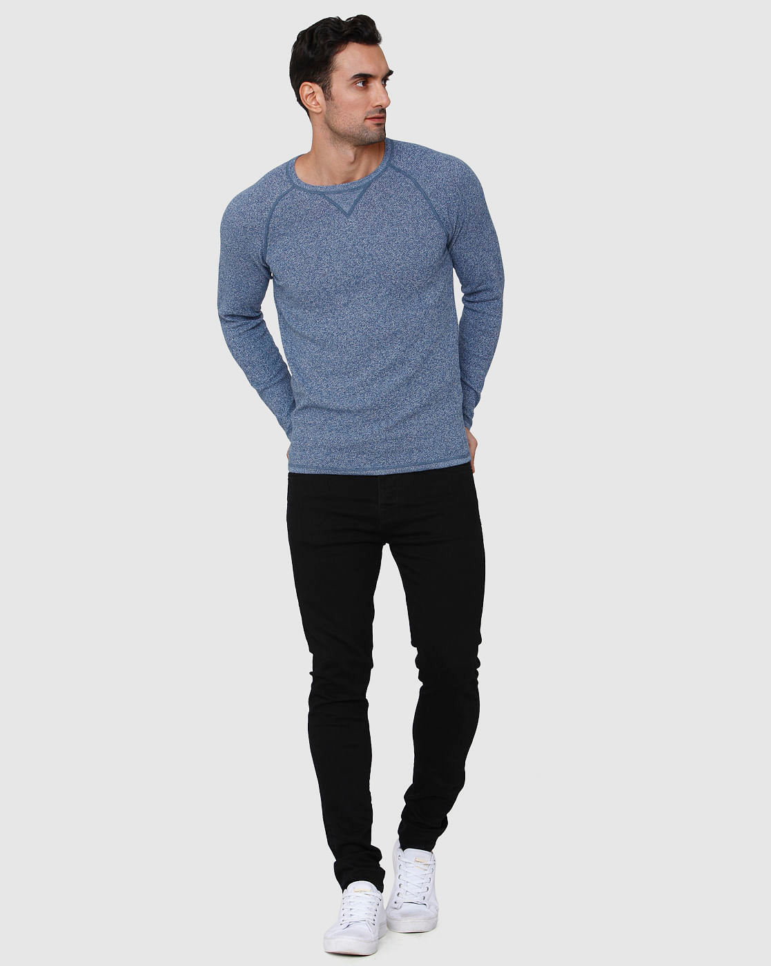 Blue Pullover