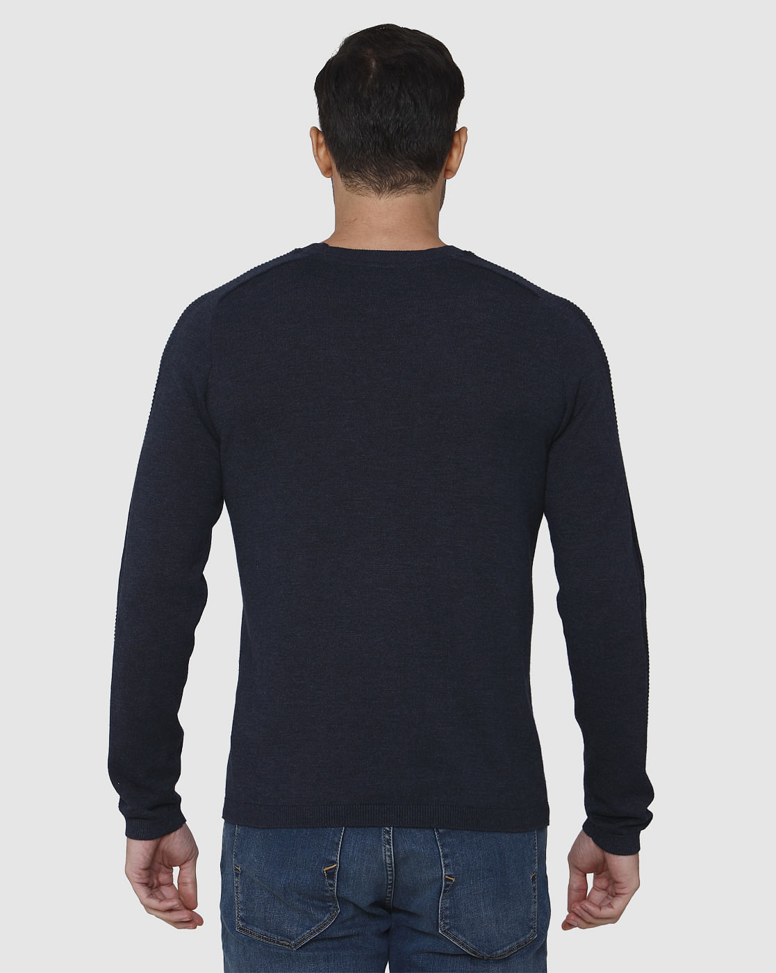 Blue Pullover