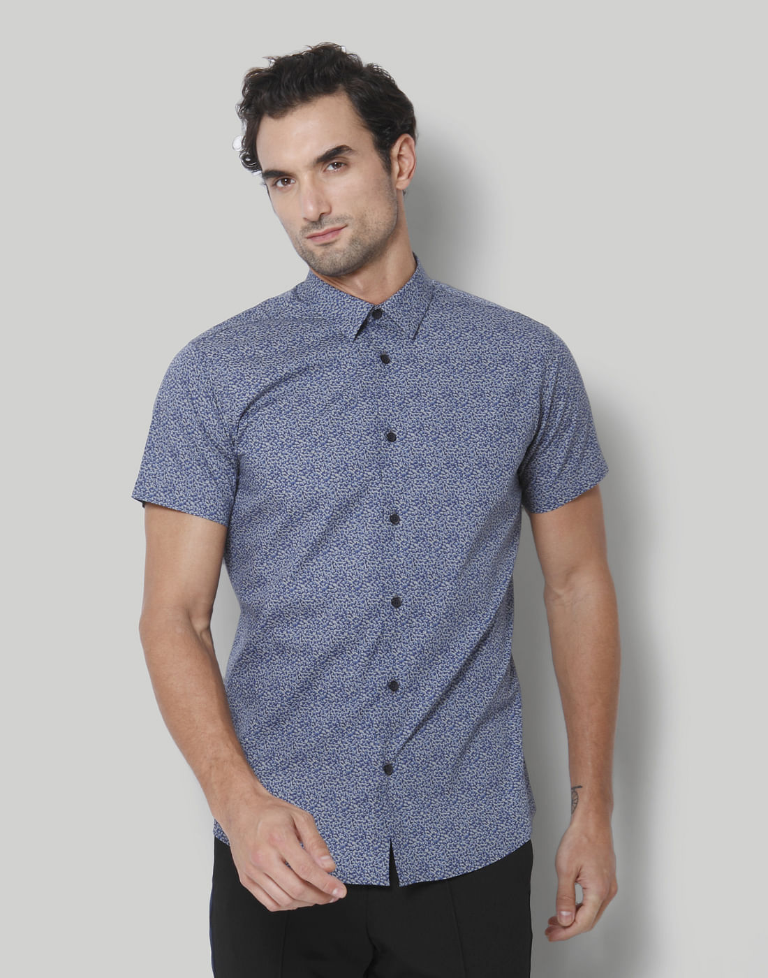 Blue Printed Short Sleeves Shirt