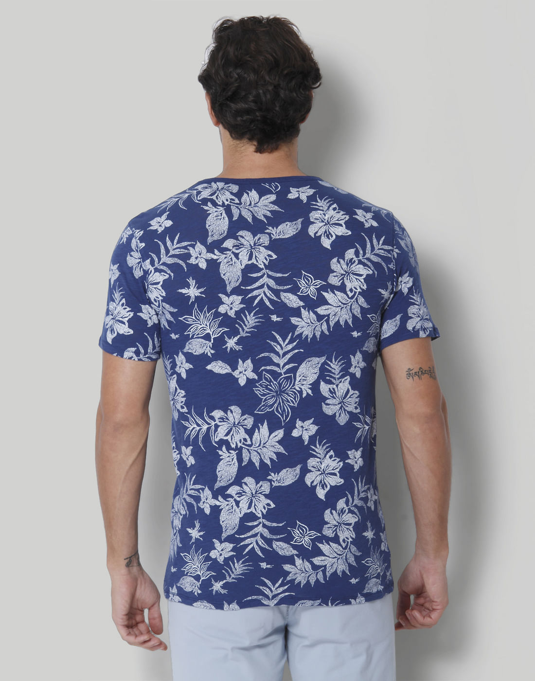Blue Floral Print Crew Neck T-Shirt