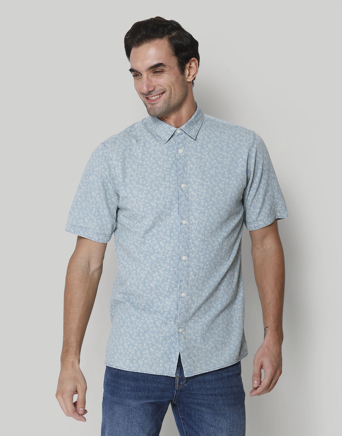 Blue Printed Short Sleeves Shirt