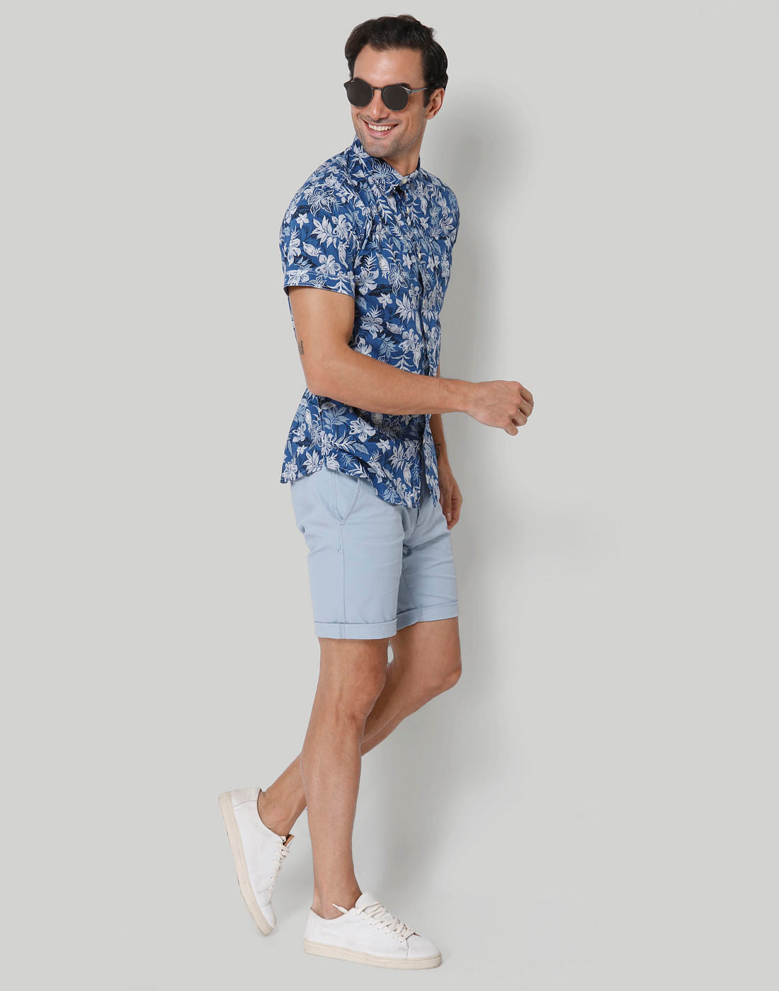 Blue Floral Print Short Sleeves Shirt