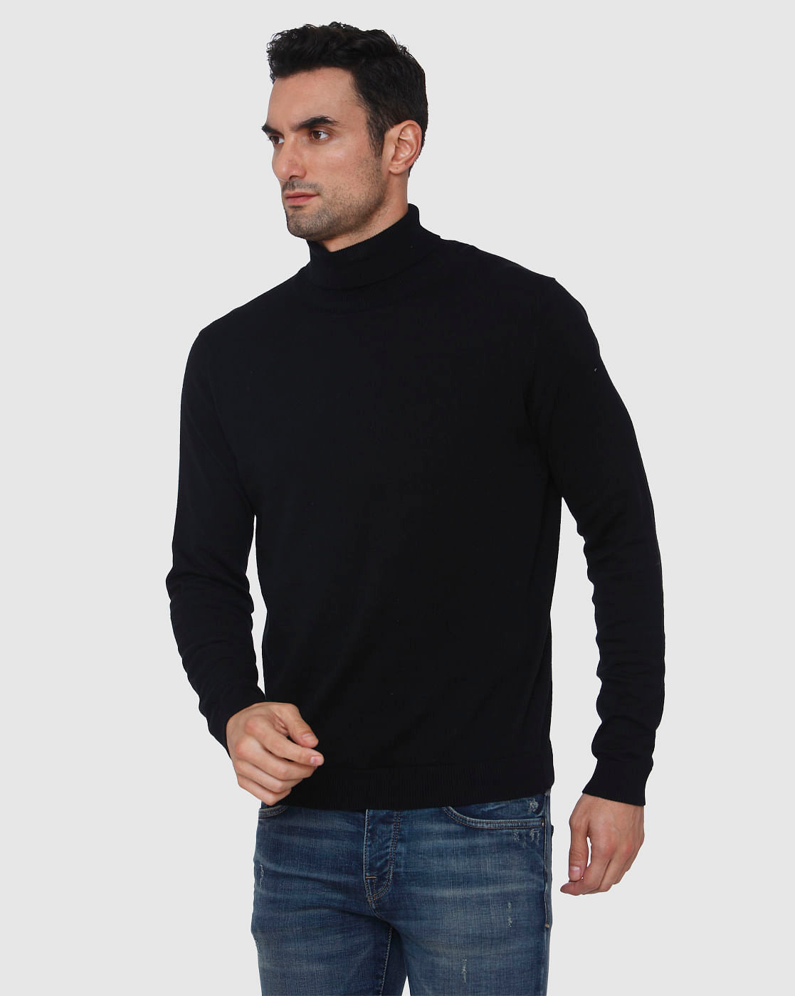 Black Pullover