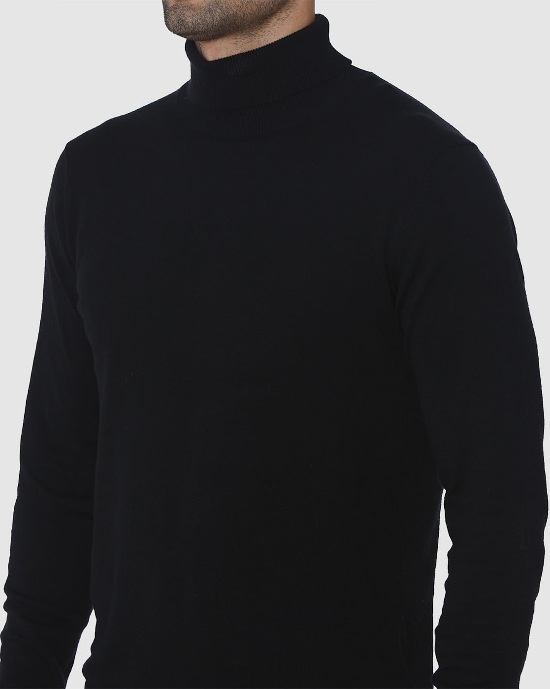 Black Pullover