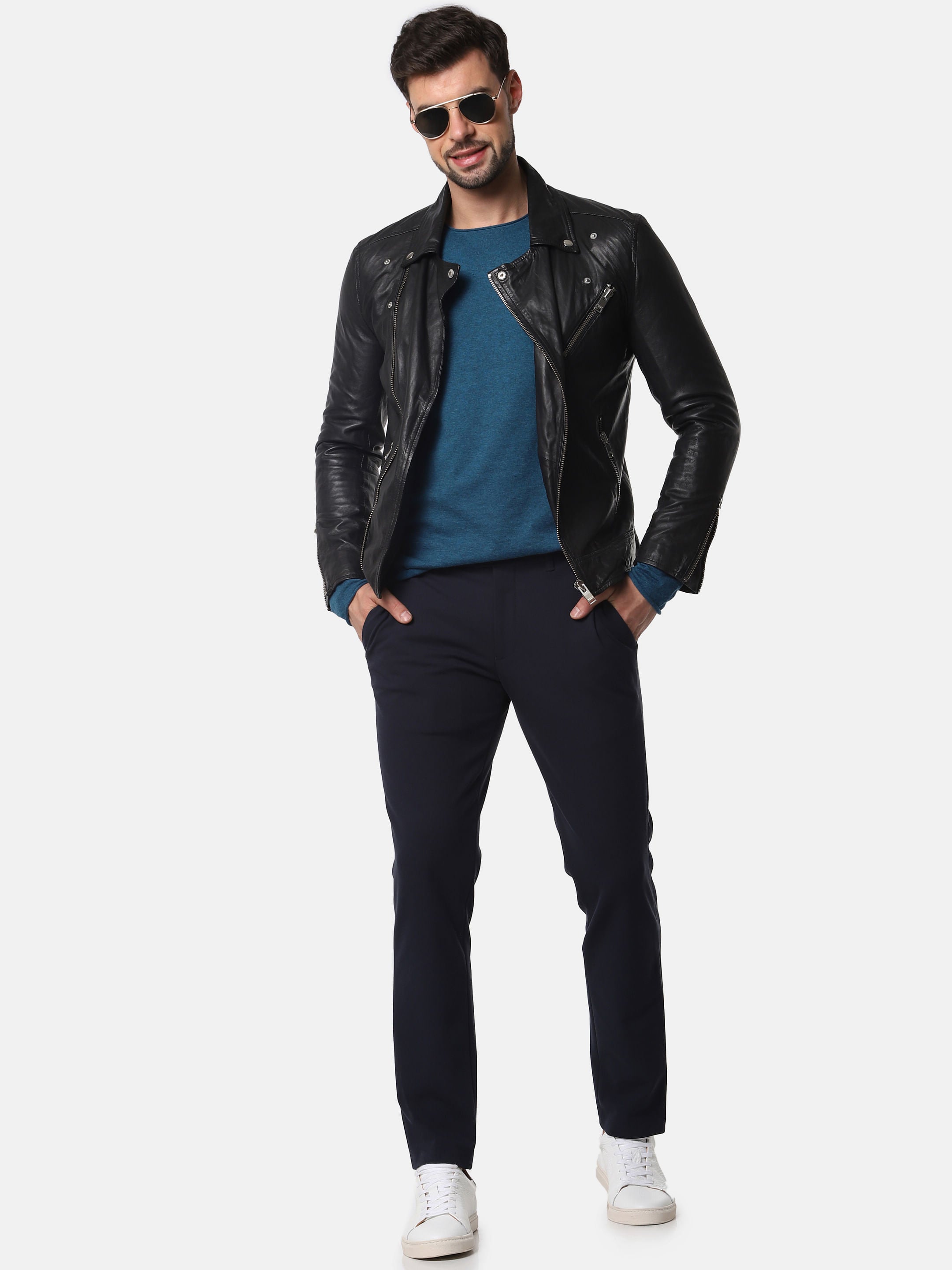 Blue Pullover