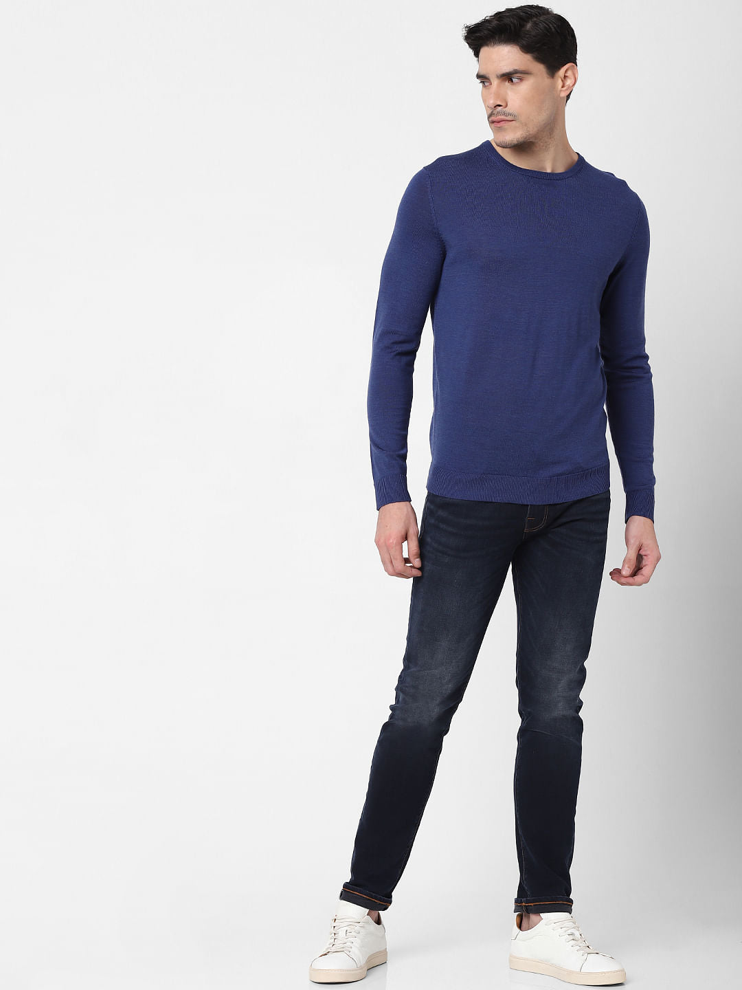 Blue Pullover