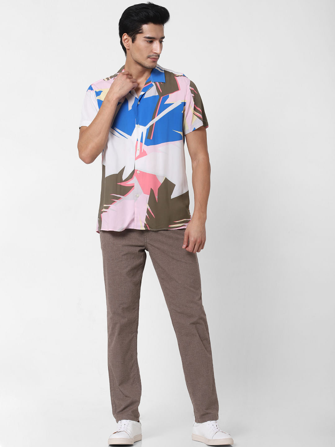White Abstract Print Short Sleeves Shirt